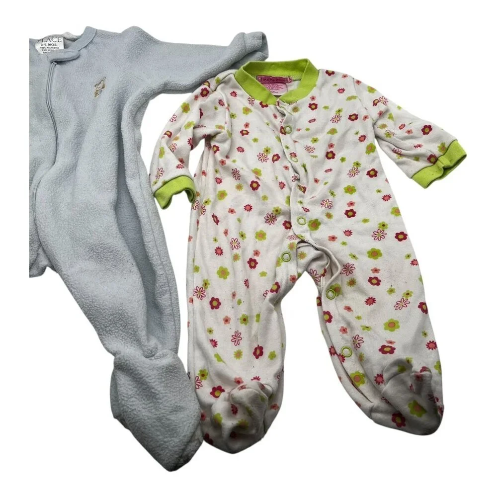 Lot of 2 Baby Girl One Piece Footed Pajamas 3-6M Floral‎ Long Sleeves Crew Neck